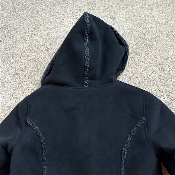 LL Bean Womens Faux Suede Sherpa Lined Toggle Duffle Coat - Picture 9 of 10